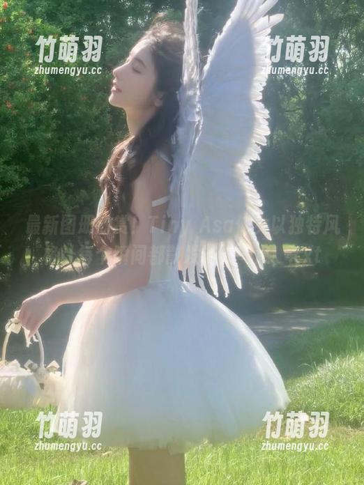 最新图册欣赏！Tiny Asa修女以独特风格让每个瞬间都散发迷人气息！.txt